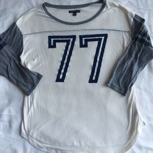 3/4 sleeve American Eagle Top